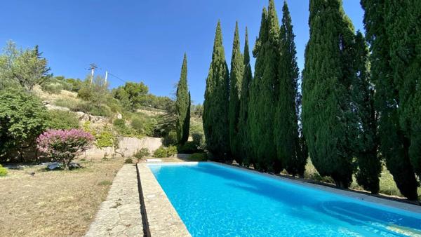 le Barroux- Bastide charme entre ciel, pierres et Ventoux !!!