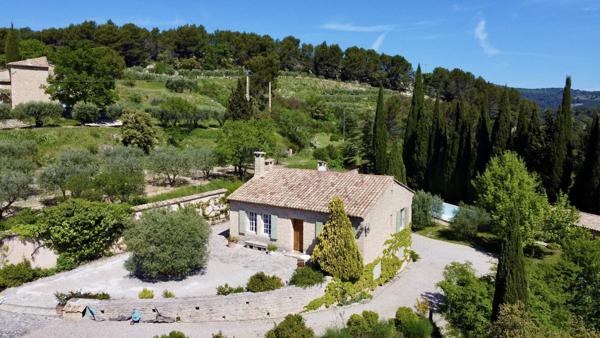 le Barroux- Bastide charme entre ciel, pierres et Ventoux !!!