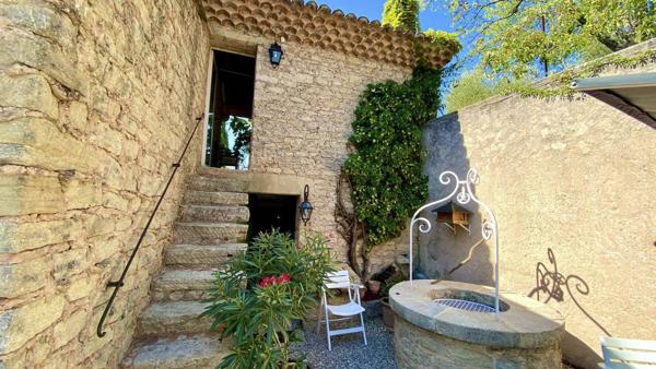 le Barroux- Bastide charme entre ciel, pierres et Ventoux !!!