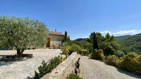le Barroux- Bastide charme entre ciel, pierres et Ventoux !!!