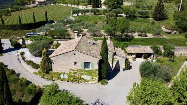 le Barroux- Bastide charme entre ciel, pierres et Ventoux !!!