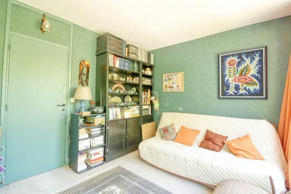 Appartement traversant 4 pièces 76 m² - Calme absolu au coeur d'une résidence familiale arborée