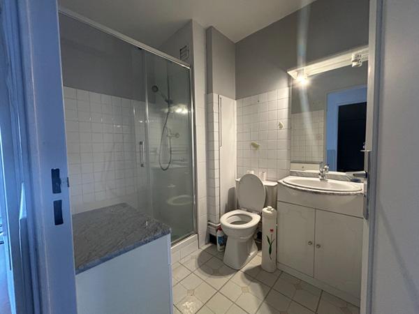 APPARTEMENT TYPE 2 - ASCENSEUR - CAUCRIAUVILLE