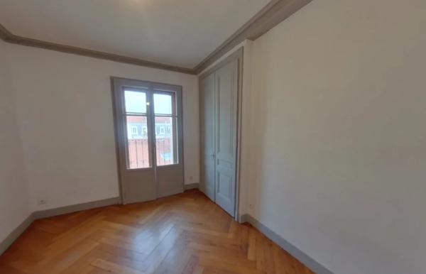 APPARTEMENT T2 A LOUER - LYON 6EME ARRONDISSEMENT Puvis de Chavannes 50.91 m 2 933 € charges comprises par mois