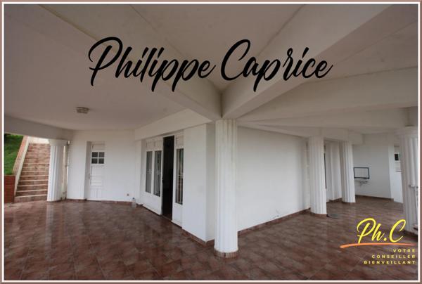 Maison 176 m² à vendre 8 pièces sur 2 niveaux - FORT DE FRANCE (972)