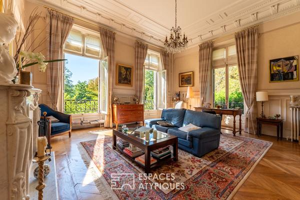 Appartement en rez de jardin au coeur d’un château du 19ème siècle