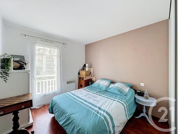 Appartement F3 à vendre  3 pièces - 57 m 2   ARCACHON  - 33