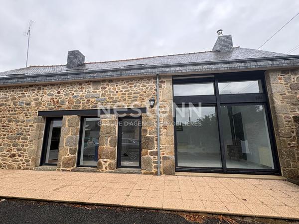 A LOUER JOLIE MAISON EN PIERRE  T3 CAMPAGNE PLEDRAN