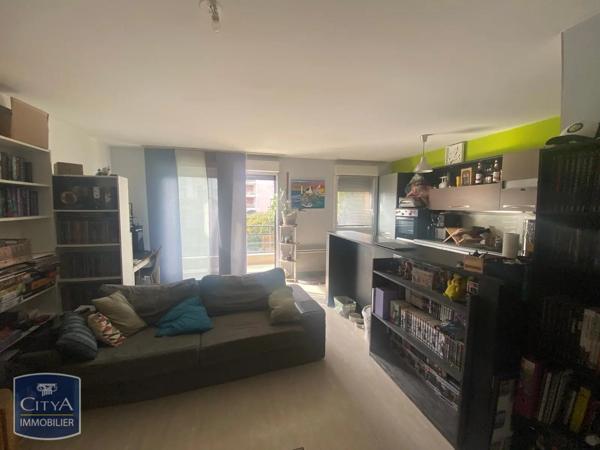 Appartement à louer 2 pièces 51.25m² Valenciennes (59300)