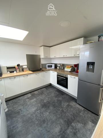 Appartement
                                                                                                                                                                                                                                                                                                                        3 pièce(s)                                                                                                                                                                                                          2 chambre(s)                                                                                                                                                                                                          106.42  m²