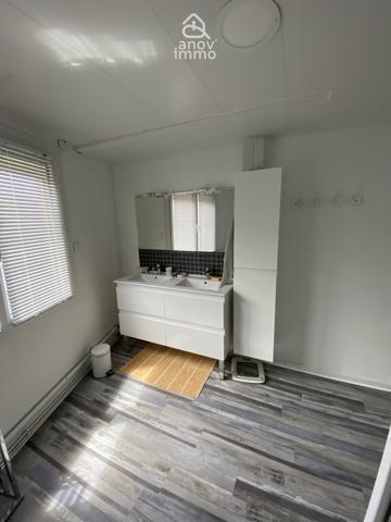 Appartement
                                                                                                                                                                                                                                                                                                                        3 pièce(s)                                                                                                                                                                                                          2 chambre(s)                                                                                                                                                                                                          106.42  m²