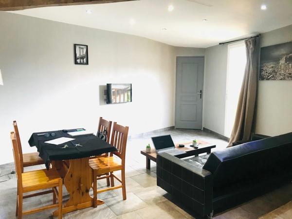 Immeuble à vendre LA GUERCHE SUR L'AUBOIS (18)