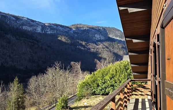 Maison à vendre à Allèves + T2 indépendant