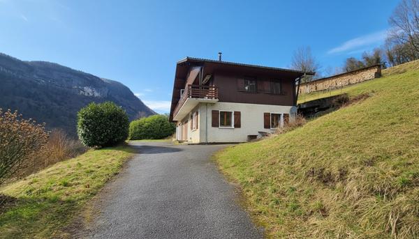 Maison à vendre à Allèves + T2 indépendant