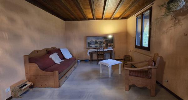 Maison à vendre à Allèves + T2 indépendant