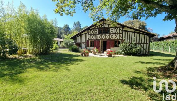 Maison à vendre 9 pièces 255 m² Parentis-en-Born