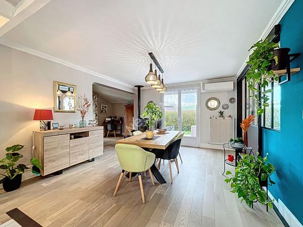 A vendre - Maison à Champigne de 83m2, deux chambres et grand terrain de 900m2