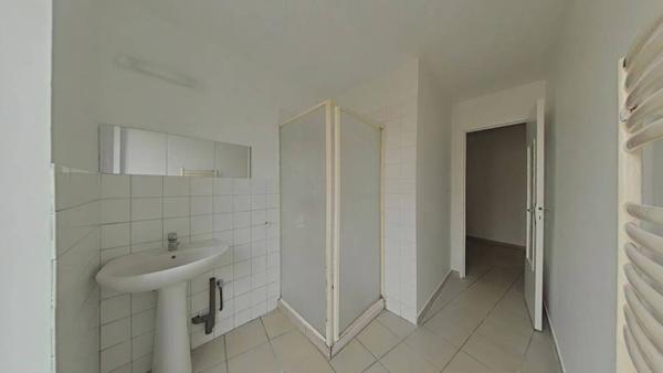 F3 RENOVE PLACE CARNOT