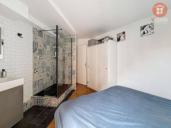 Appartement à vendre - Suresnes 5 pièces de 100.75 m²