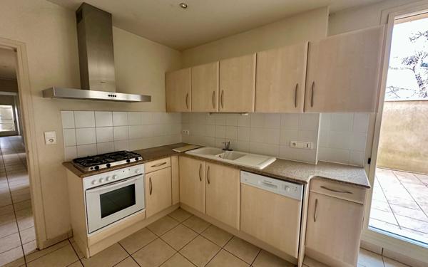 Appartement à louer    3 pièces • 126,58 m2 Brive-la-Gaillarde