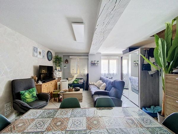 Maison Montreuil Juigne 4 pièce(s) 87 m2