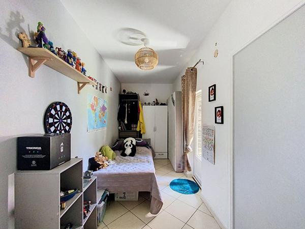 Maison Montreuil Juigne 4 pièce(s) 87 m2