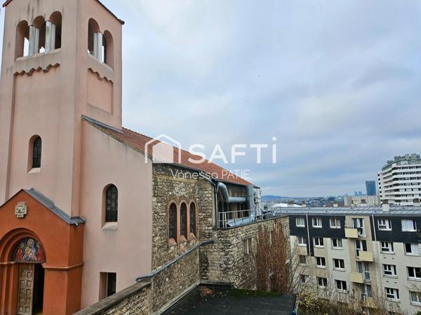 Quartier Saint Etienne: à côté du métro Mairie d'Issy, des commerces et des écoles