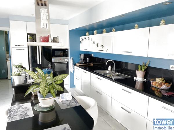 Maison T7 avec 5 chambres sur terrain de 1000 M²