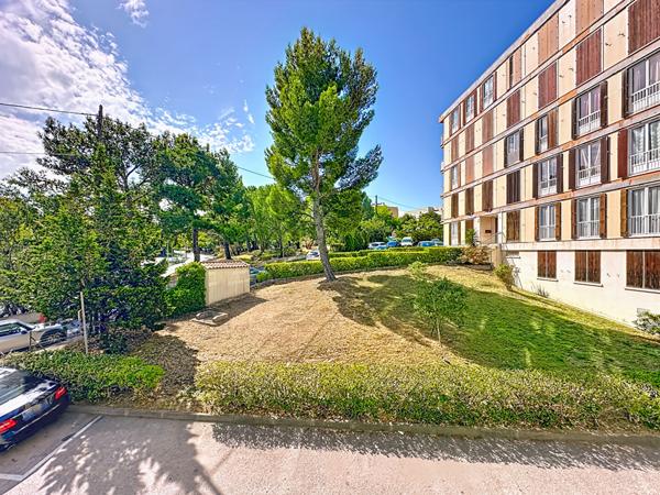 À vendre : Appartement T3 de 61 m², lumineux à Marseille - Les Olives