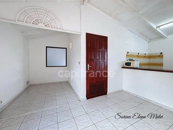 Maison à vendre 9 pièces (971)