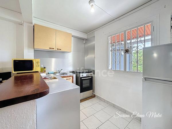 Maison à vendre 9 pièces (971)