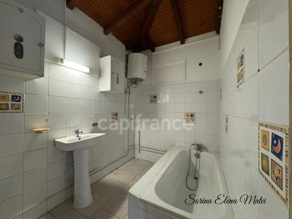 Maison à vendre 9 pièces (971)