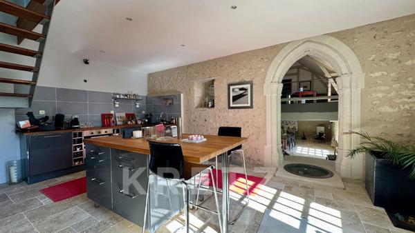 Ancien corps de ferme rénové