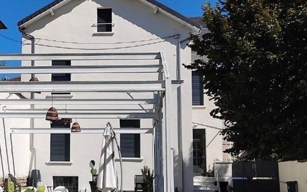 Maison à vendre    5 pièces •  Beaurepaire