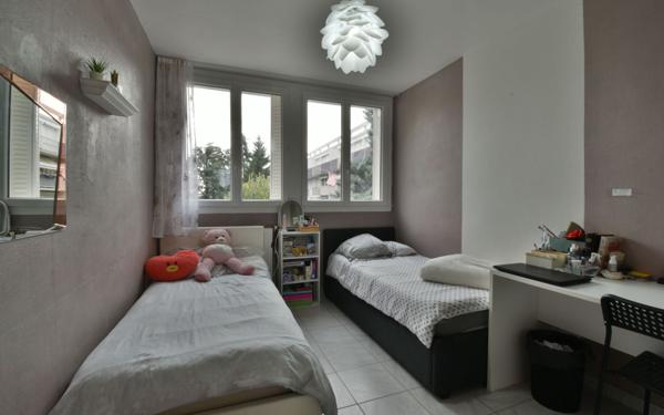 Appartement à vendre    4 pièces • 69,30 m2 Romans-sur-Isère