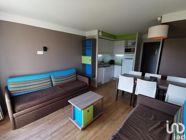 Appartement 3 pièces de 46 m² à Courseulles-sur-Mer (14470)