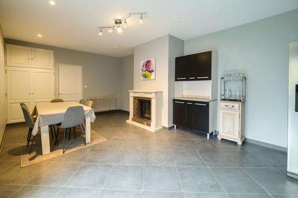 Maison 8 pièces 227 m2