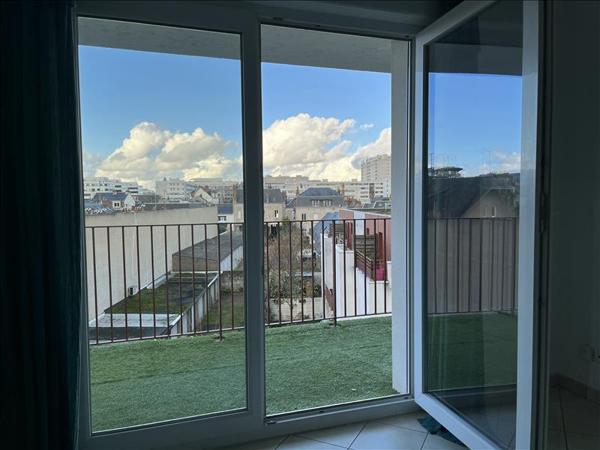 Appartement à louer 720 € CC Tours 2 p 46 m² DPE C