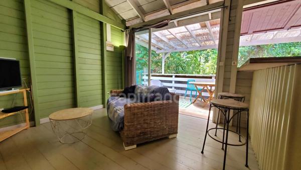 A louer - Case Pilote Fond Boucher - Maisonnette 2 pièces avec terrasse, piscine commune