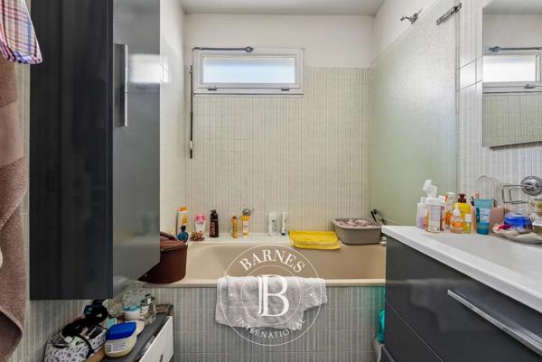 Paris 16ème, Appartement 1 Chambre -  48 m² à vendre
