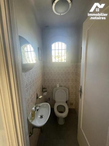 Vallauris Collines Maison  individuelle de 150 m2  Habitable sur un terrain  de 1400 m2 avec piscine