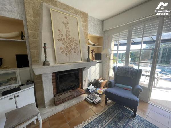 Vallauris Collines Maison  individuelle de 150 m2  Habitable sur un terrain  de 1400 m2 avec piscine