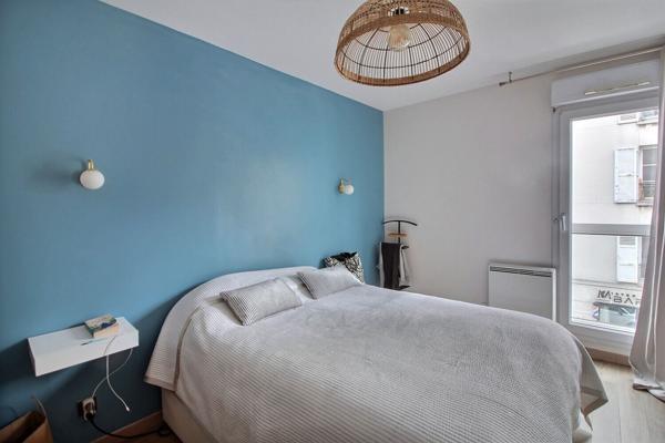 Appartement 3 pieces 63m² avec balcon - deux places de parking - cave