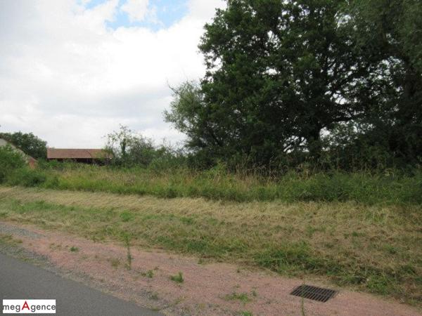 Terrain à VENDAT, 03110 - 1730m²