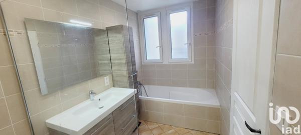 Maison à vendre 7 pièces 203 m² Saran