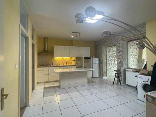 Vente / Appartement T4