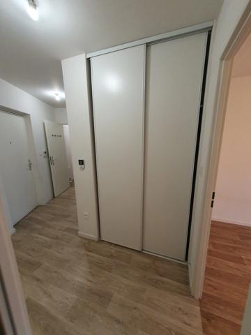 Au calme dans un cadre agréable avec une vue dégagée.