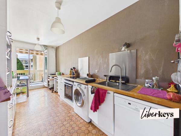 Élancourt – La Villedieu – Appartement 3 pièces 83 m² avec balcon, cave et parking en sous-sol
