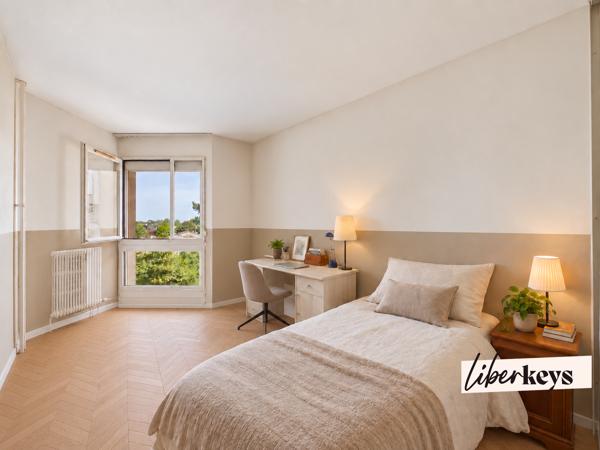 Élancourt – La Villedieu – Appartement 3 pièces 83 m² avec balcon, cave et parking en sous-sol