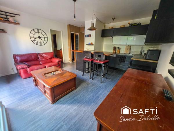 Appartement 2 pièces- 38m²- jardin- 2 places boxées